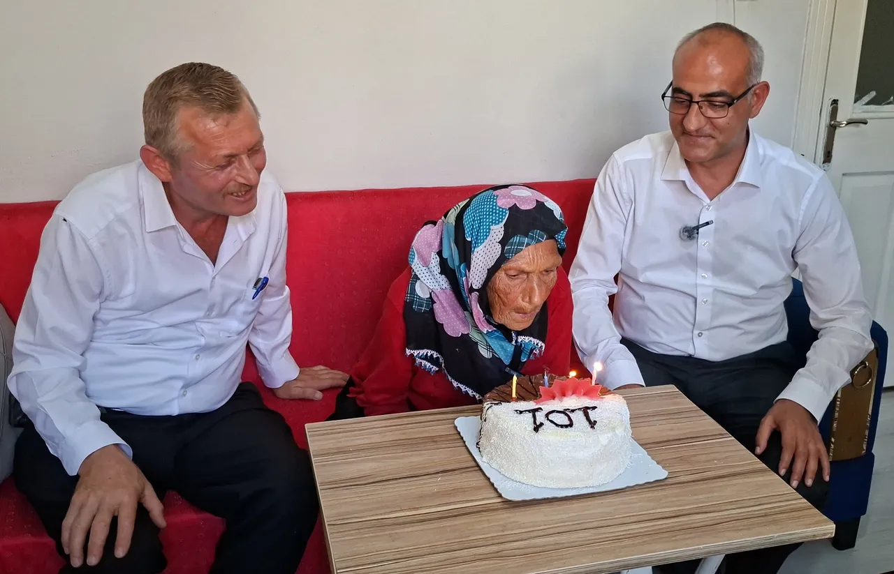 6 çocuk, 18 torun sahibi! 101 yaşında ama bu duyguyu ilk defa yaşadı: Sağlığını ise iki şeye borçlu