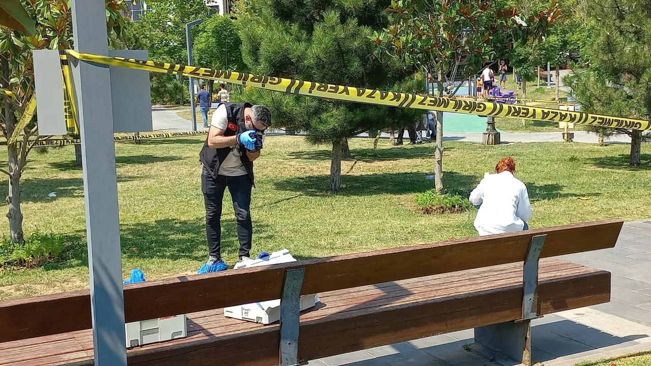 Çatalca'da korkunç olay! Boşanma aşamasındaki eşini boğazından bıçakladı