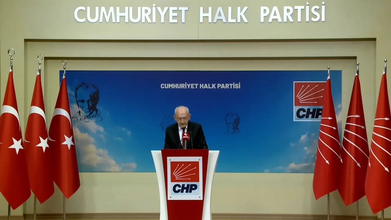 Kılıçdaroğlu'nun bugünkü toplantısından bir kare.