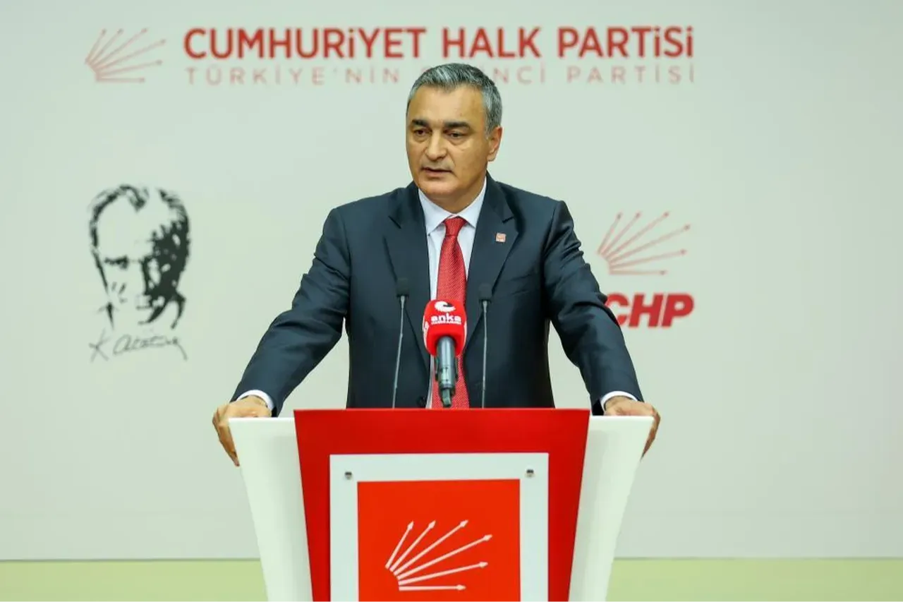 Toplantı salonunda geçen haftalarda çekilen bir kare.