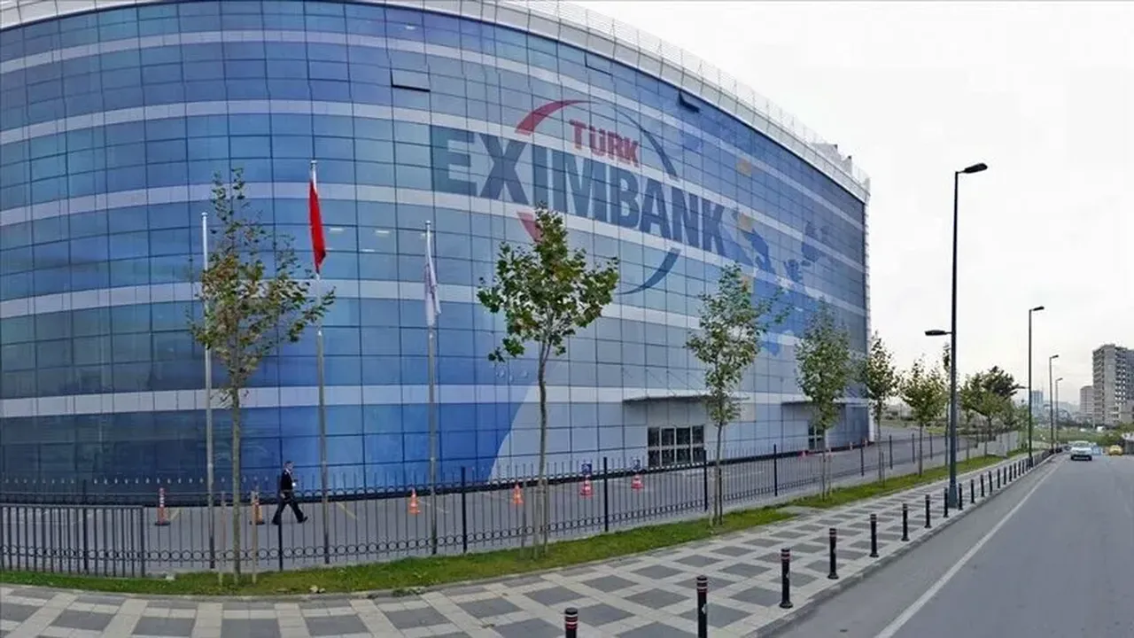 Türk Eximbanktan 830 milyon dolarlık dev kaynak!