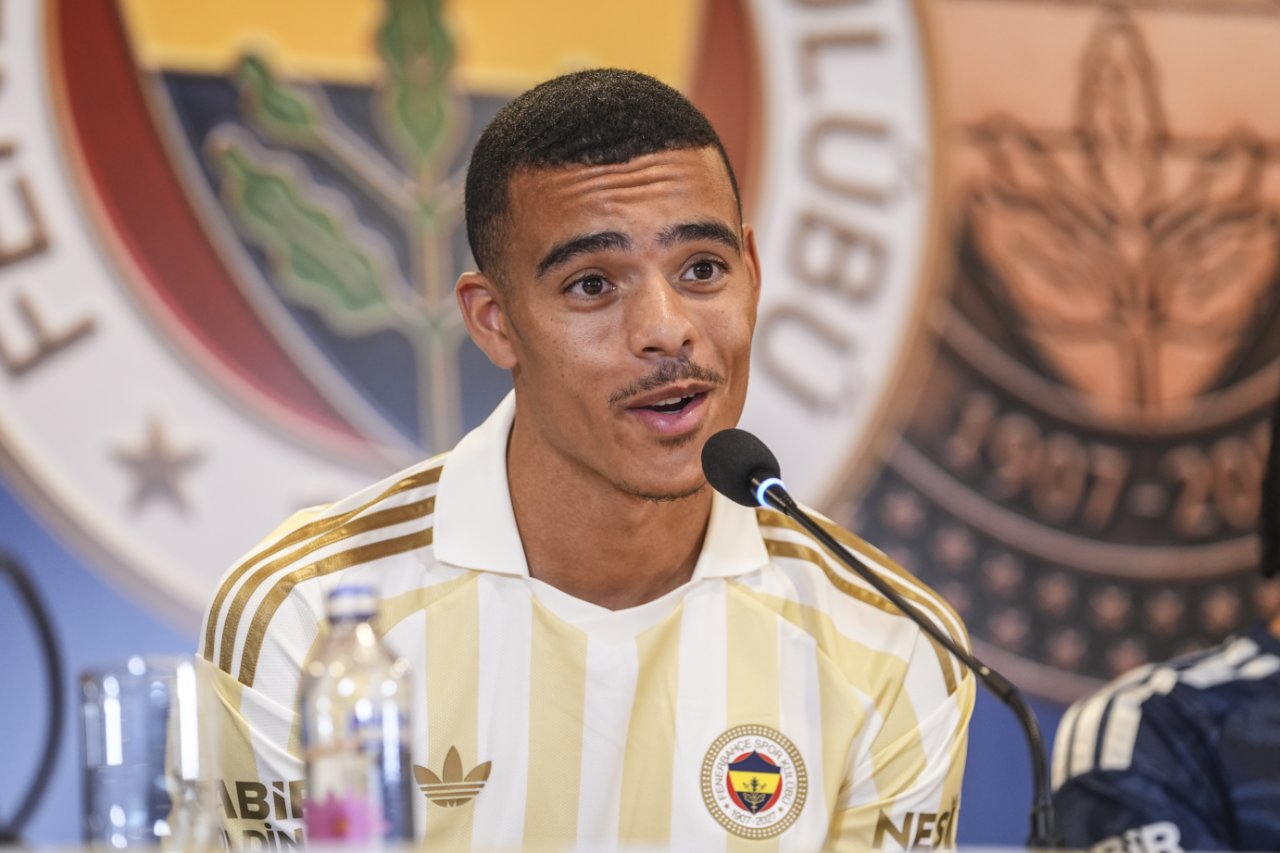 Mason Greenwood, 39 milyon euro bonservisle transfer edildi.