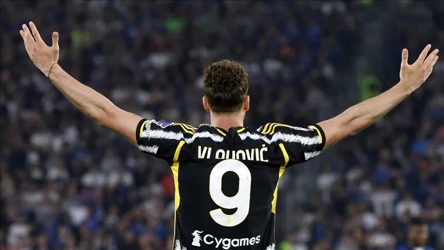 Dusan Vlahovic, Juventus öncesi Partizan ve Fiorentina formaları giydi.