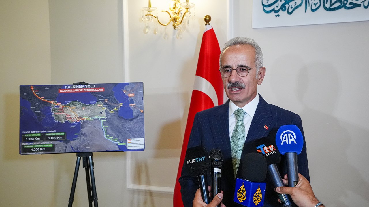 Dev proje Avrupa'ya uzanacak! Kalkınma Yolu'nda kritik eşik: Bakan Uraloğlu tarih verdi