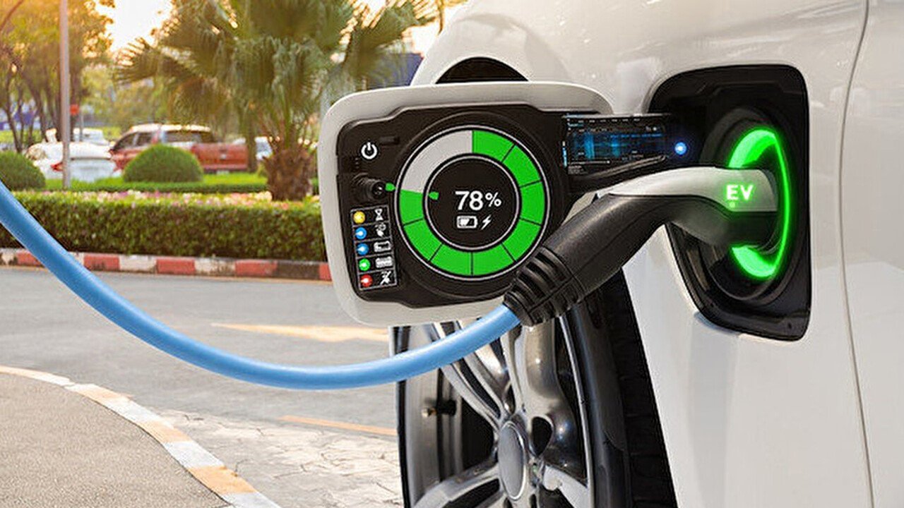 Elektrikli mi hibrit mi benzinli mi dizel mi? Hızlı şarj zamları dengeleri altüst etti