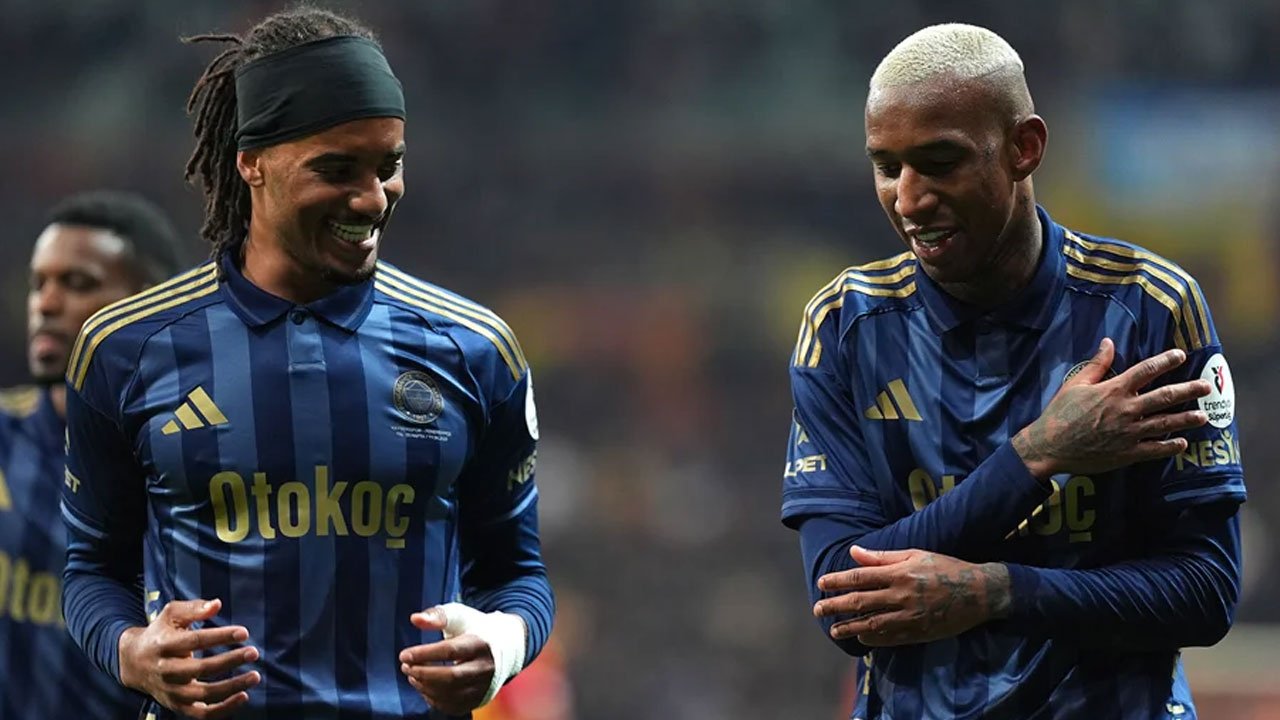 Premier Lig devi transferde rotayı Fenerbahçe'nin yıldızına çevirdi