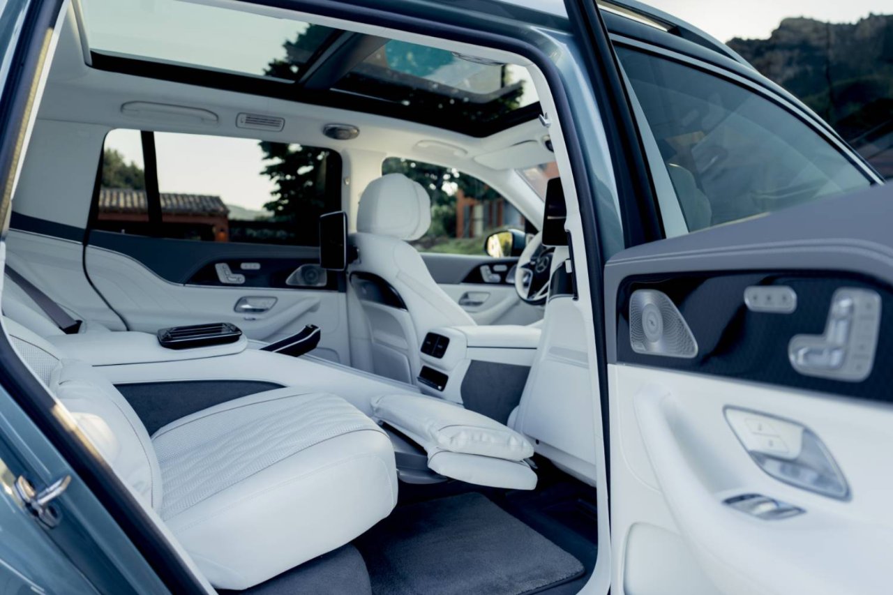 Rolls-Royce'un yeni kâbusu! Yeni Mercedes-Maybach GLS resmen tanıtıldı