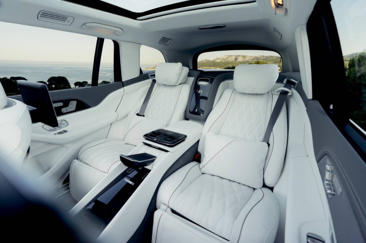 Rolls-Royce'un yeni kâbusu! Yeni Mercedes-Maybach GLS resmen tanıtıldı