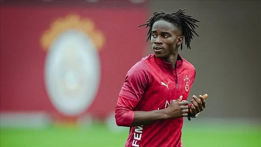 Renato Nhaga, Galatasaray formasıyla 5 maçta 268 dakika görev yaptı.