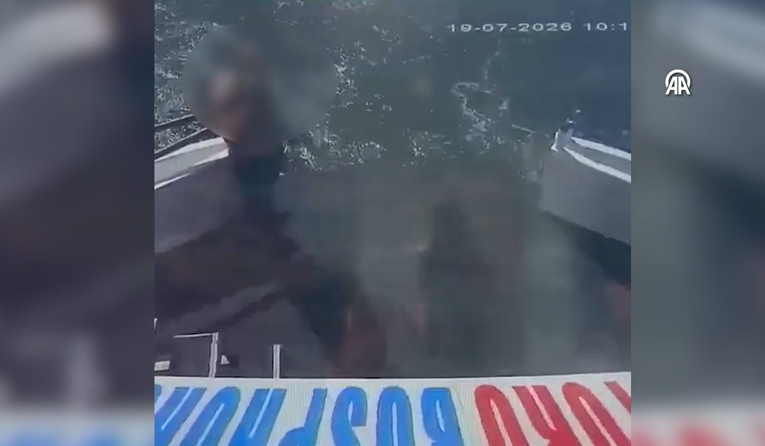 Tekne köprüye çarpmış, gemi personeli can vermişti! Haliçteki facianın görüntüsü ortaya çıktı!
