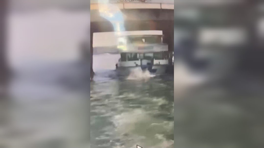 Tekne köprüye çarpmış, gemi personeli can vermişti! Haliçteki facianın görüntüsü ortaya çıktı!