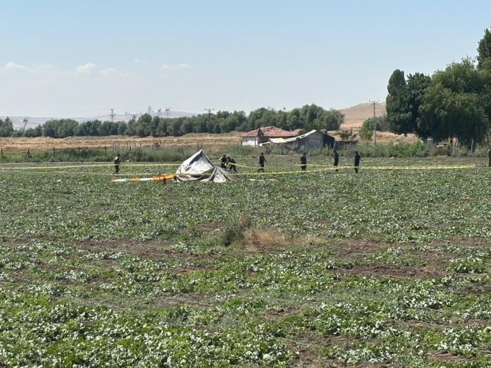 Ankara Sincan'da TUSAŞ'a ait eğitim helikopteri düştü!