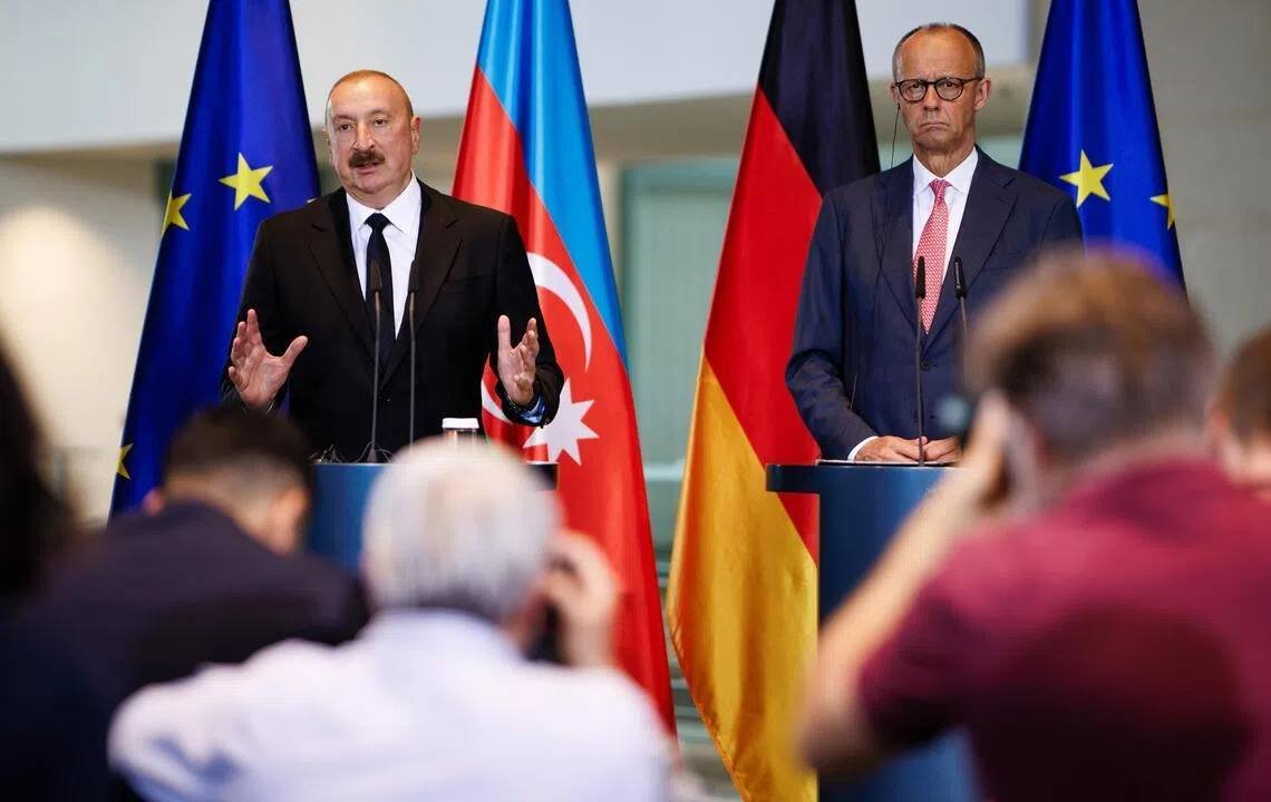 Azerbaycan Cumhurbaşkanı Aliyev,  Alman Şansölyesi Merz'in yalanını ifşa etti!