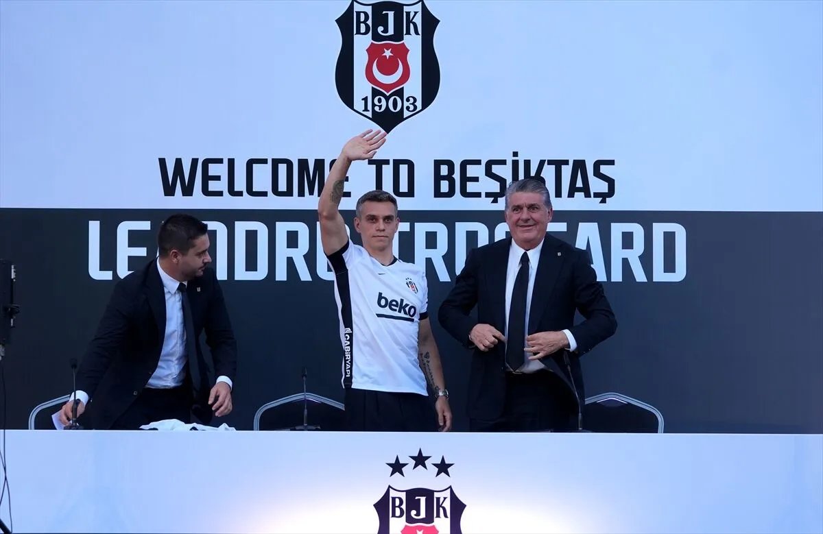 Leandro Trossard - Beşiktaş Başkanı Serdal Adalı