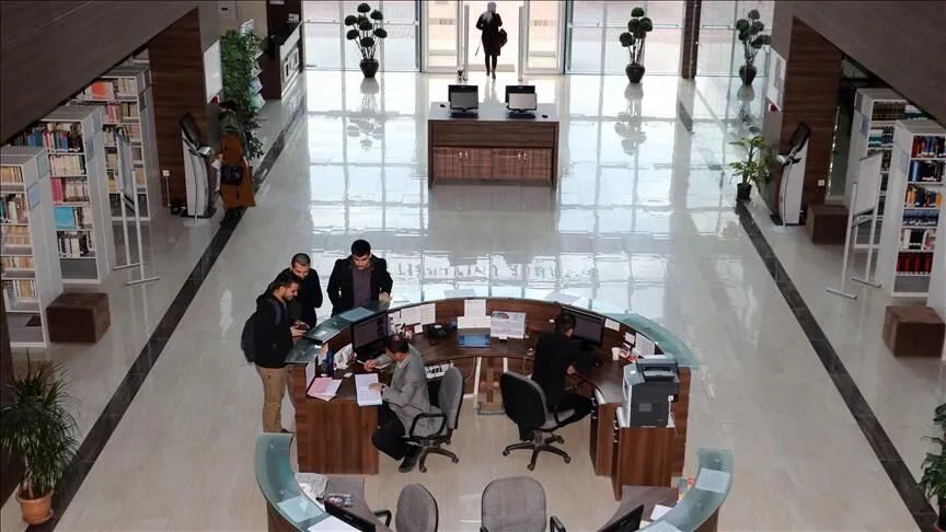 Tercihler öncesi çarpıcı karar! Vakıf üniversiteleri ücretlerine artış sınırı getirildi