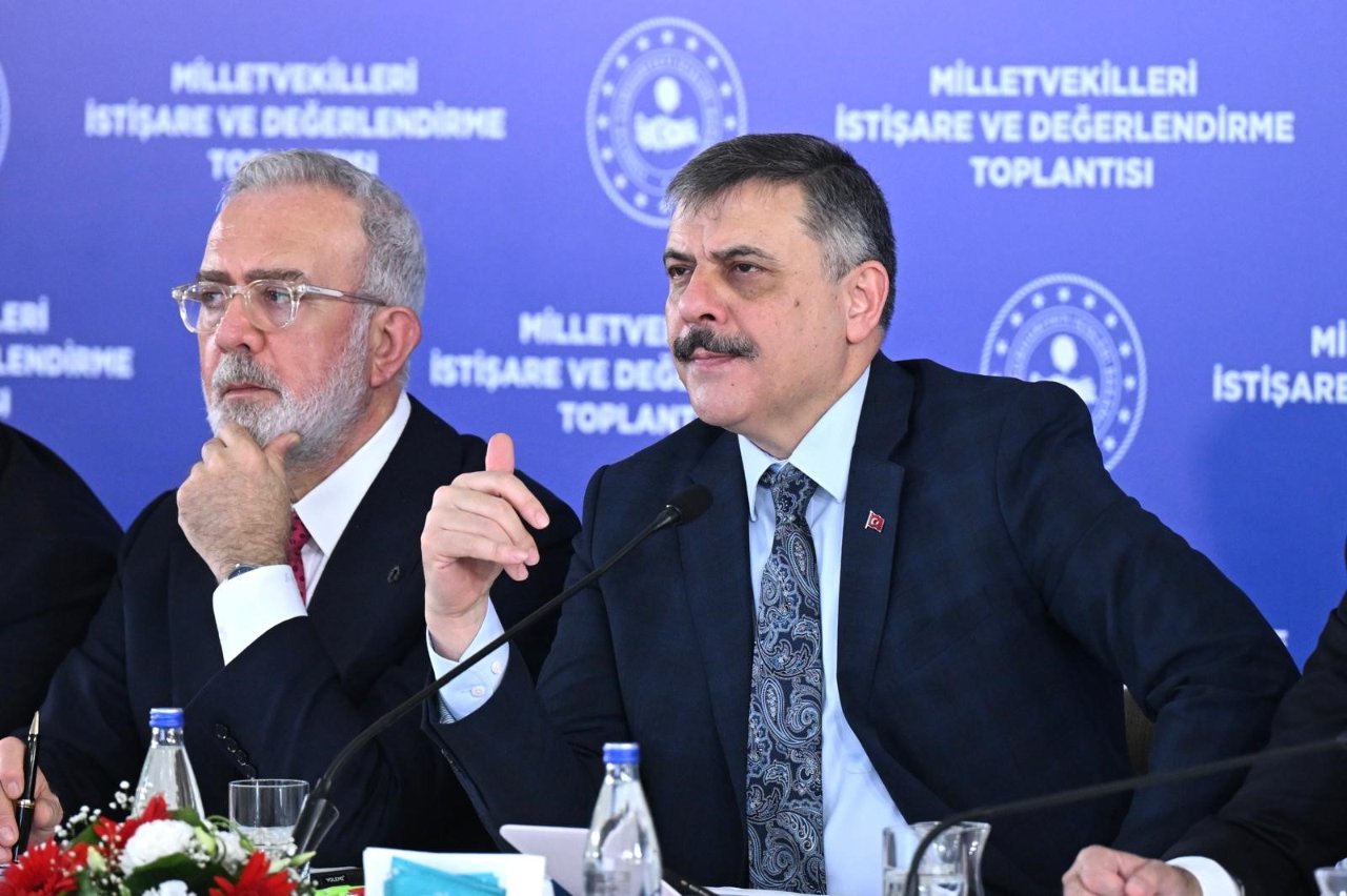 ‘AHBAP rezaleti ortaya koydu’ dedi, resmi kurumlara güvene dikkat çekti! Bakan Mustafa Çiftçi kalem kalem açıkladı! Ne kadar bağış toplandı?