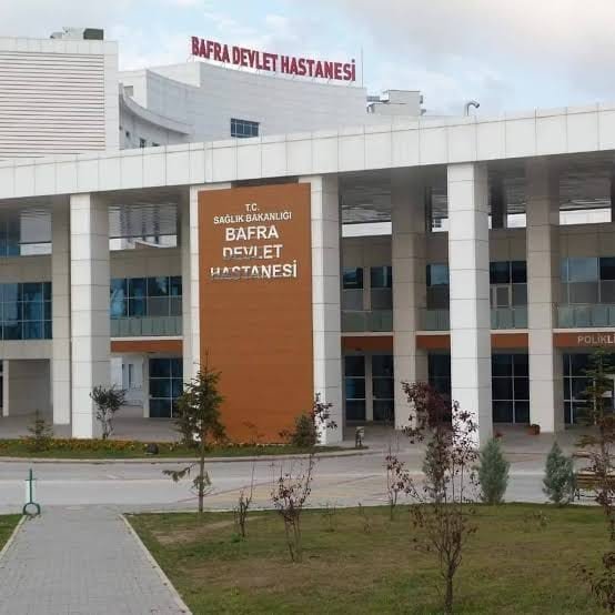 Bafra Devlet Hastanesi'nde zehirlenme şüphesi! Yemekten sonra 50 kişi acile başvurdu