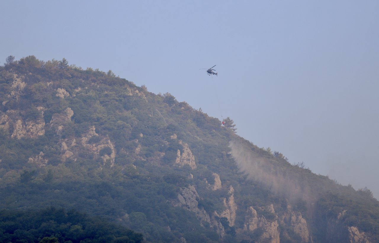 Fethiye'de orman yangını! Havadan müdahale tekrar başladı