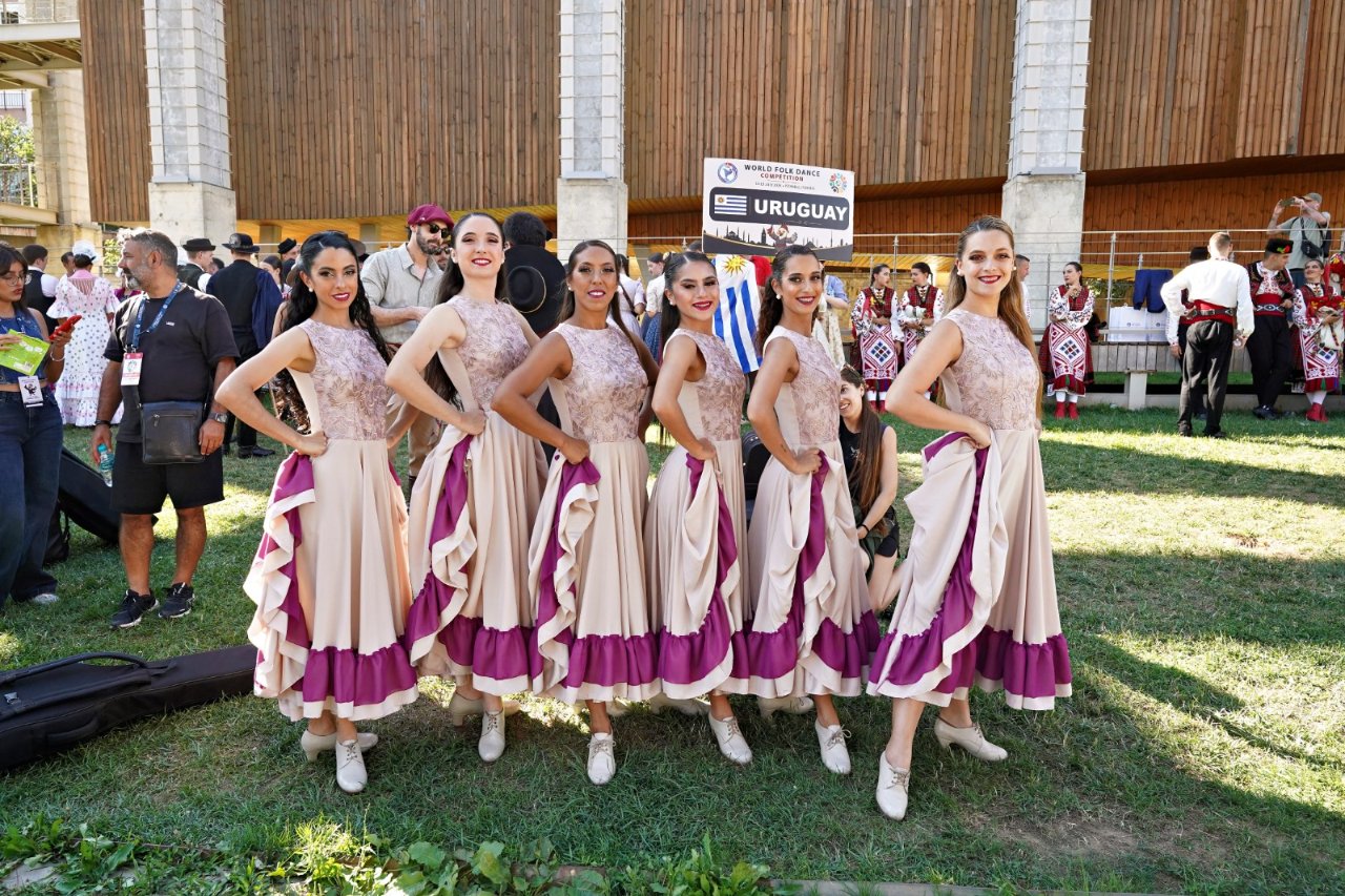 İstanbul bir hafta boyunca dünyanın halk dansları başkenti oldu