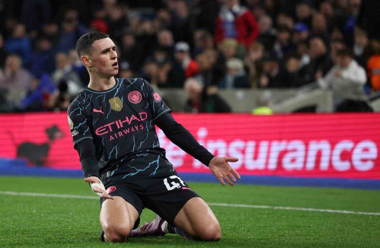 Phil Foden, geçtiğimiz sezon forma giydiği 50 maçta 10 gol attı ve 7 asist yaptıı