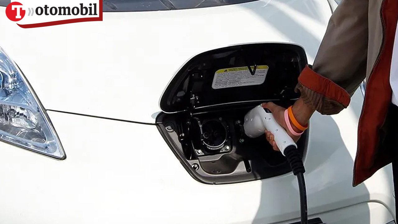 Türkiye’de elektrikli araç sayısı 450 bini geçti!