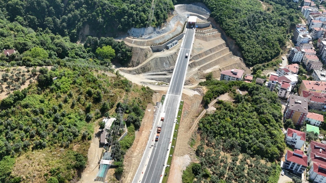 Yarın hizmete açılıyor! Uraloğlu müjdeyi verdi: 60 dakikalık yol 30 dakikaya inecek