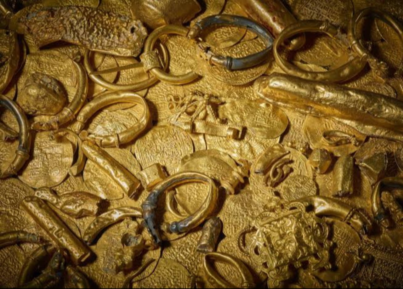 1300 yıldır gizlenen sır ortaya çıktı! Deniz dibinde büyük hazine bulundu