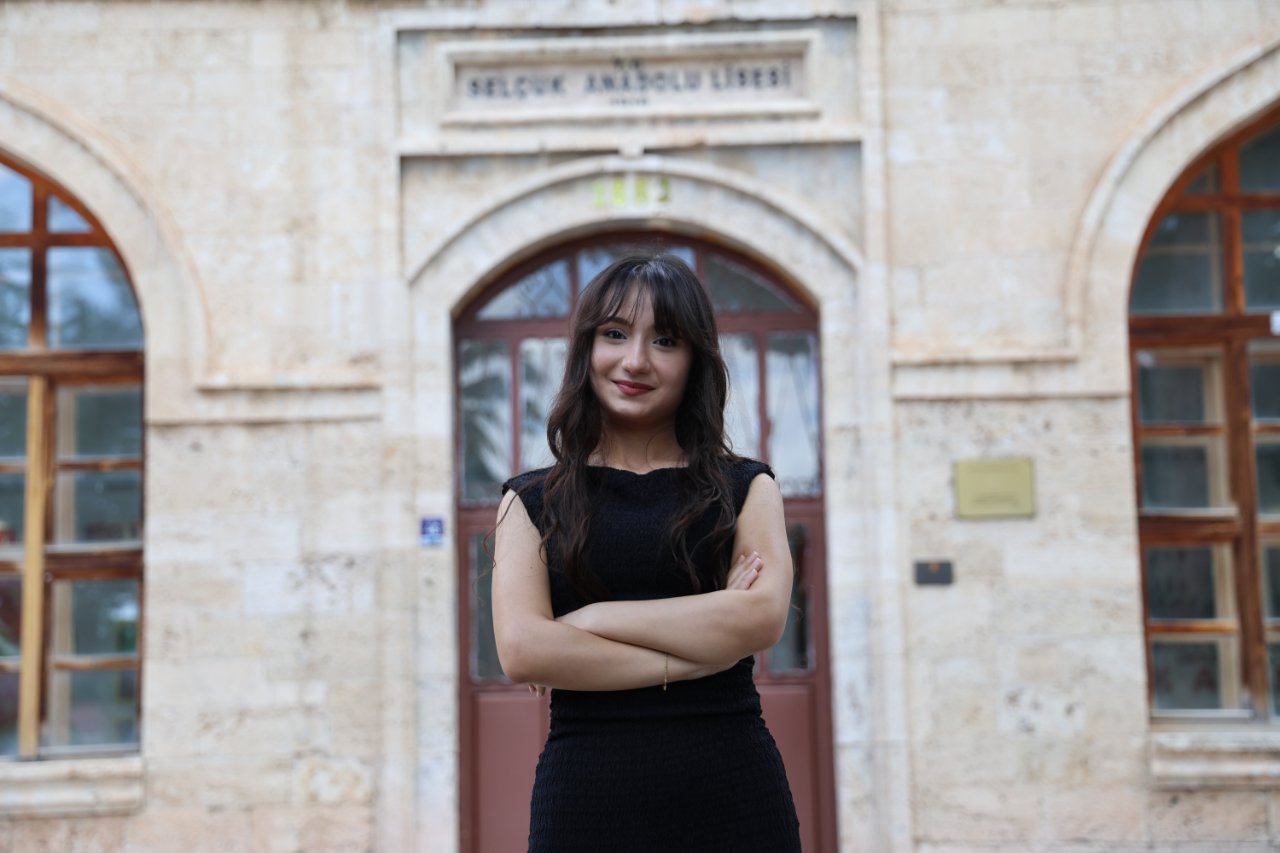 Bayıltan mutluluk! YKS’de Türkiye 11’incisi olan Damla Reyyan Doğan o anları anlattı: Sonucu görünce gözüm karardı, hâlâ inanamıyorum