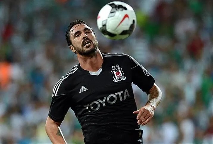Hugo Almeida, geçtiğimiz yıl TFF 1'inci Lig ekiplerinden Hatayspor'da teknik direktörlük yaptı.