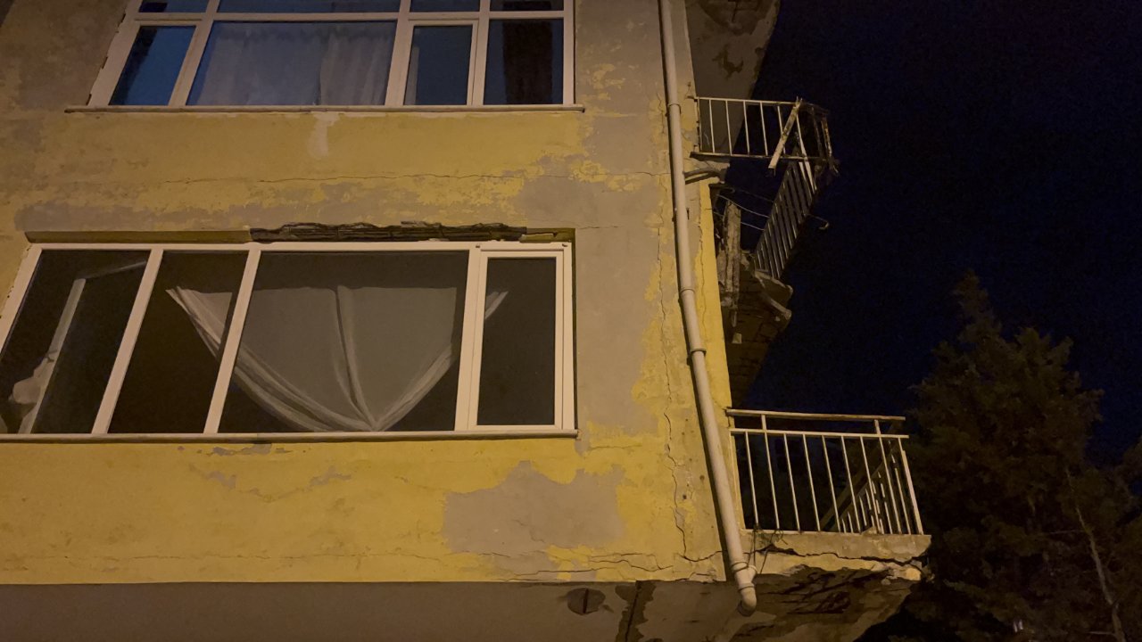 İstanbul'da hareketli gece! Sesi duyan kendini sokağa attı