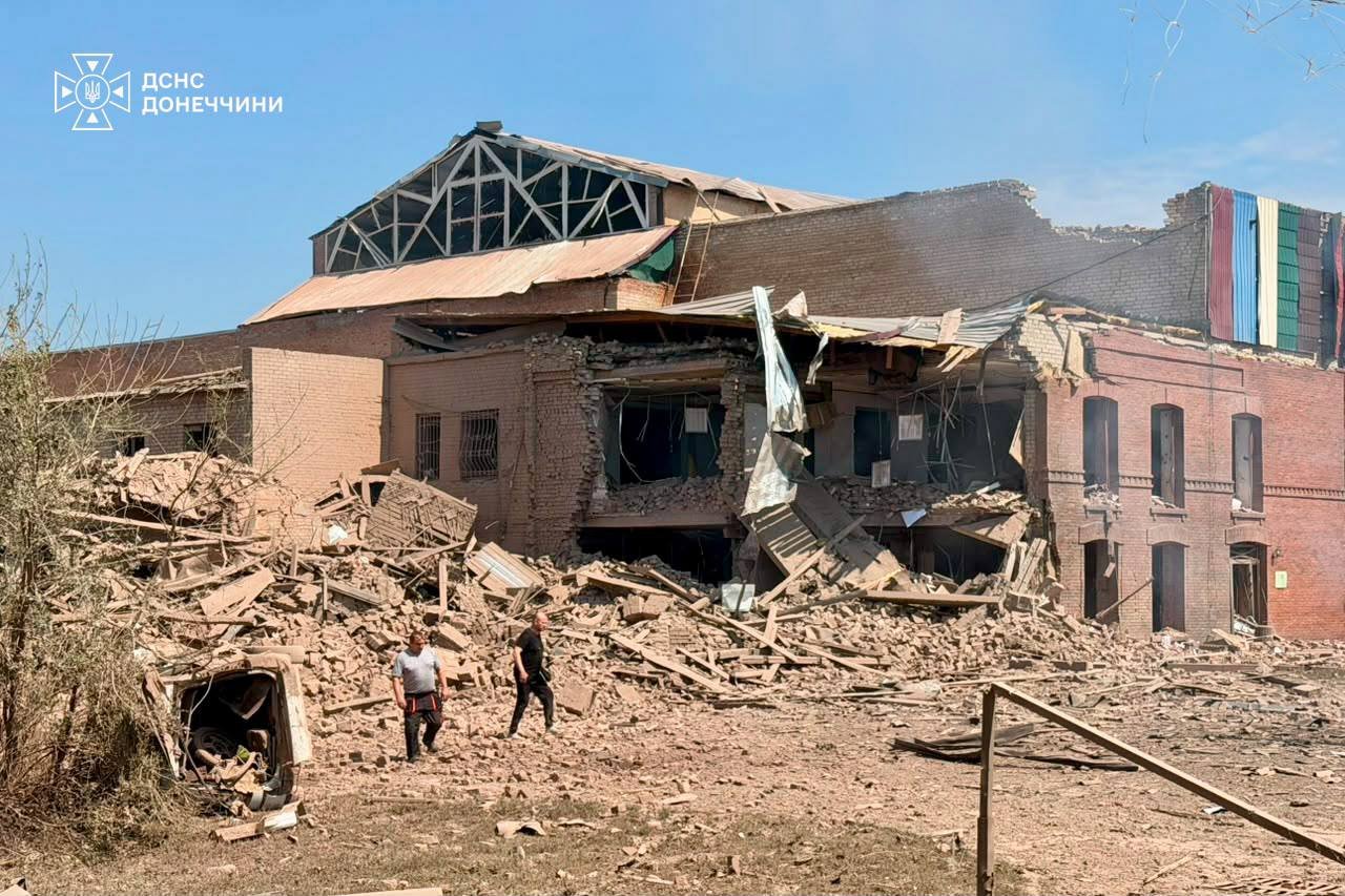 NATO ülkeleri alarmda! Rus bombaları konsolosluk binasına isabet etti