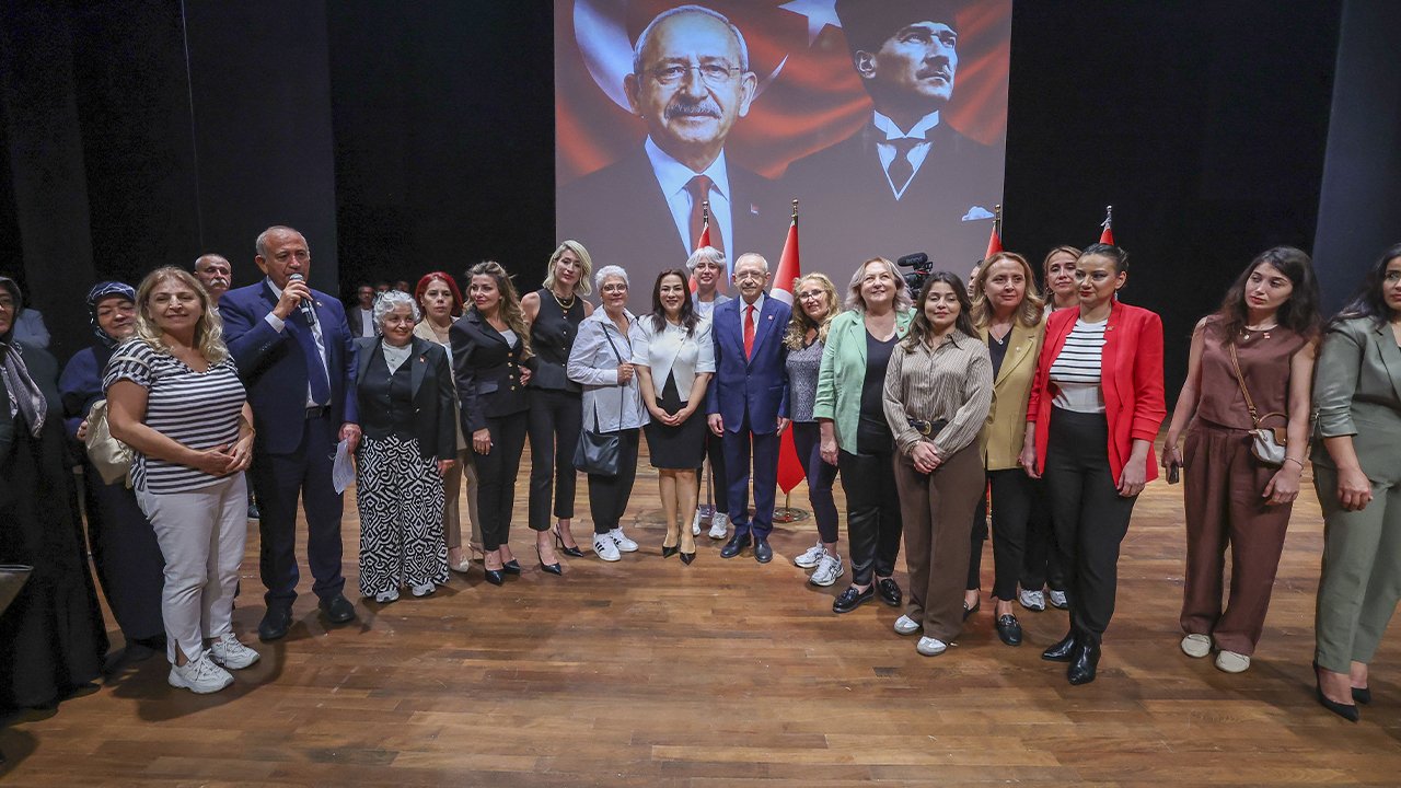 Gürsel Tekin'den "950 TL'ye figüran getirildi" iddiasına suç duyurusu: Külliyen yalan