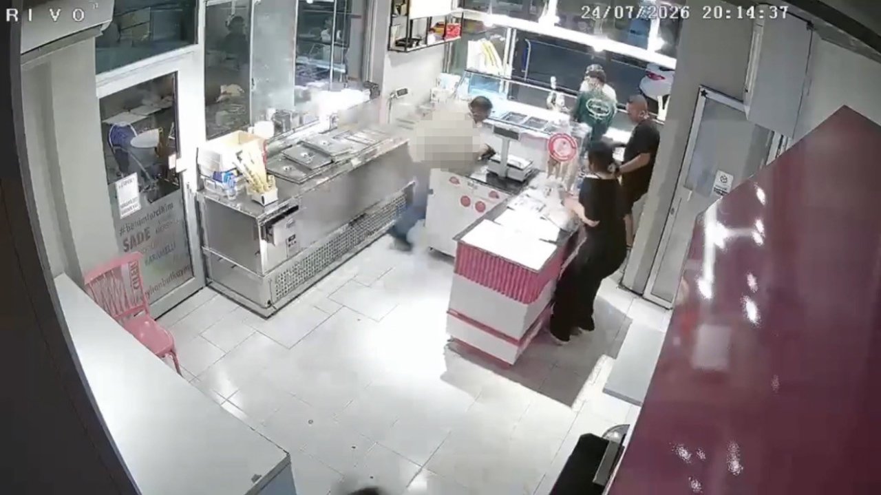 Önce el salladı sonra öldürdü! Dondurmacıyı çıkardığı silahla böyle öldürdü