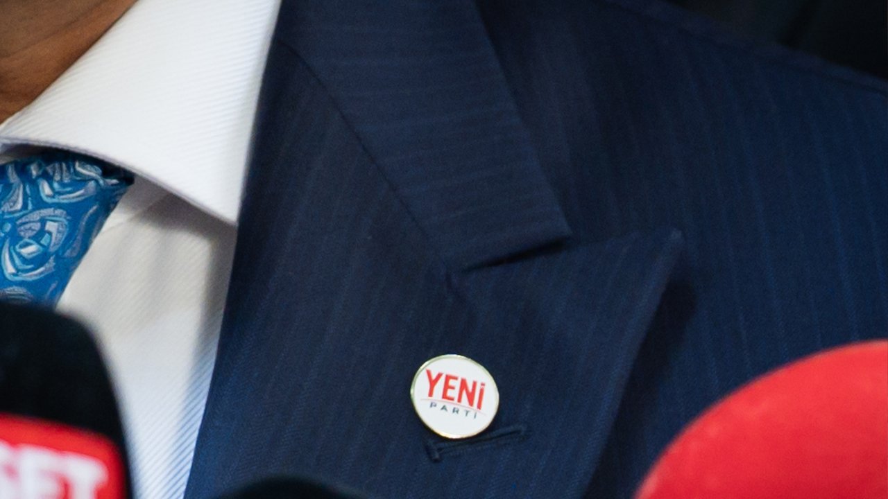 Özgür Özel, 90 vekille Yeni Parti’yi kurdu: Geride bir şey bırakmadı
