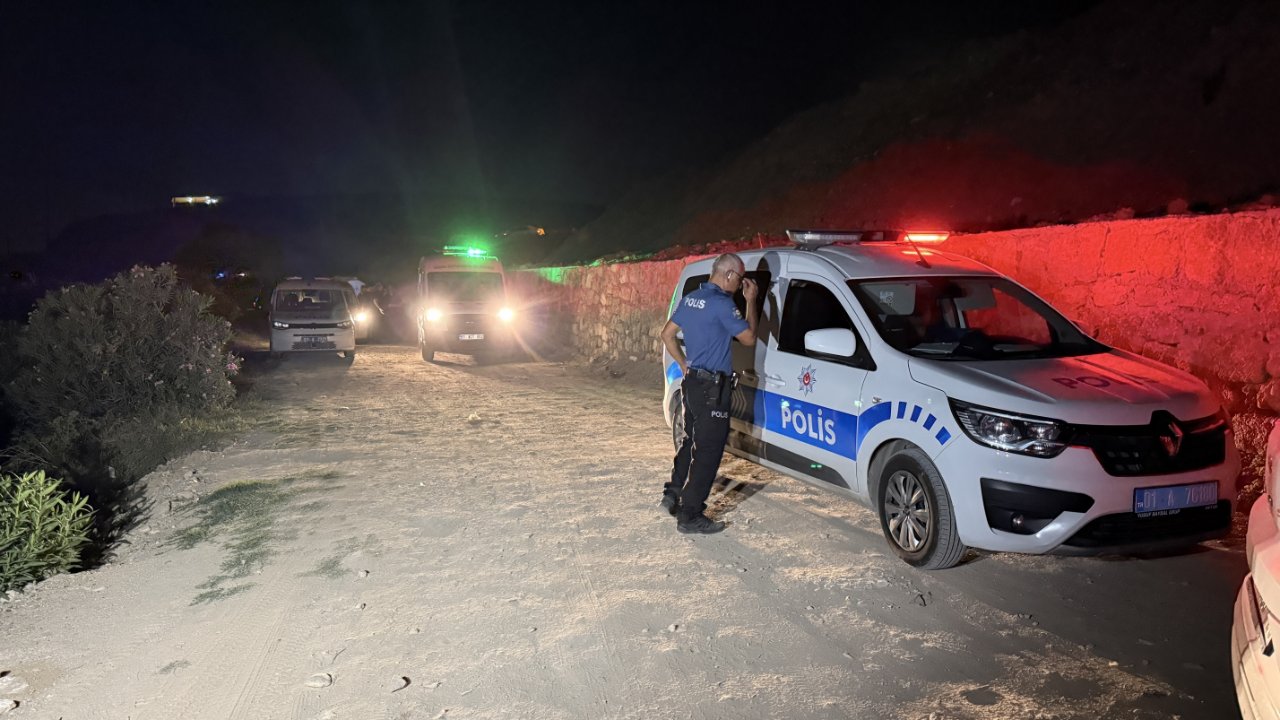 Adana'da gece yarısı dehşet! Silahlı saldırıda biri kadın 3 kişi hayatını kaybetti