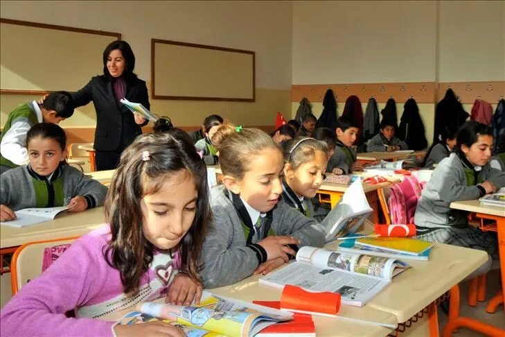 Aynı sınıfta 4 öğretmen değişikliğine KDK müdahalesi! Veli haklı çıktı, MEB adım attı