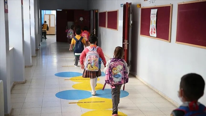 Aynı sınıfta 4 öğretmen değişikliğine KDK müdahalesi! Veli haklı çıktı, MEB adım attı