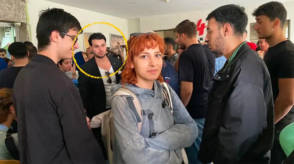 ‘Figüran’ iddiaları sonrası gündem oldu! Kim bu genç? Songül Karlı, Nihat Hatipoğlu’ndan sonra şimdi de CHP töreninde!