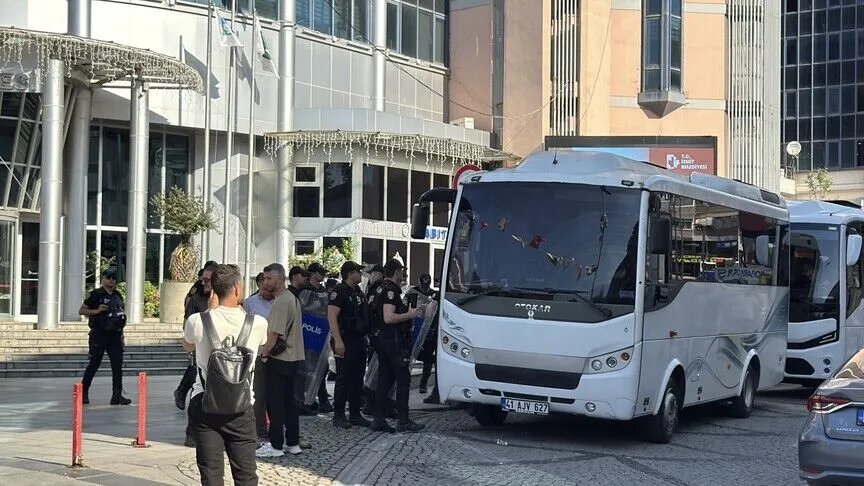 İzmit Belediye Başkanı’nın 800 bin TL’ye mal olan takıntısı! Leyla Hanım’ın yapımcısı anlattı: Sahneyi sildirdi, baştan çektirdi!