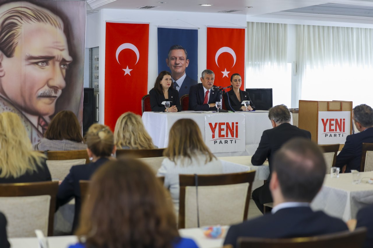 Mavi Vatan’ı sildiler, FETÖ’yü unuttular! Yeni Parti’nin programında eski Türkiye özlemi