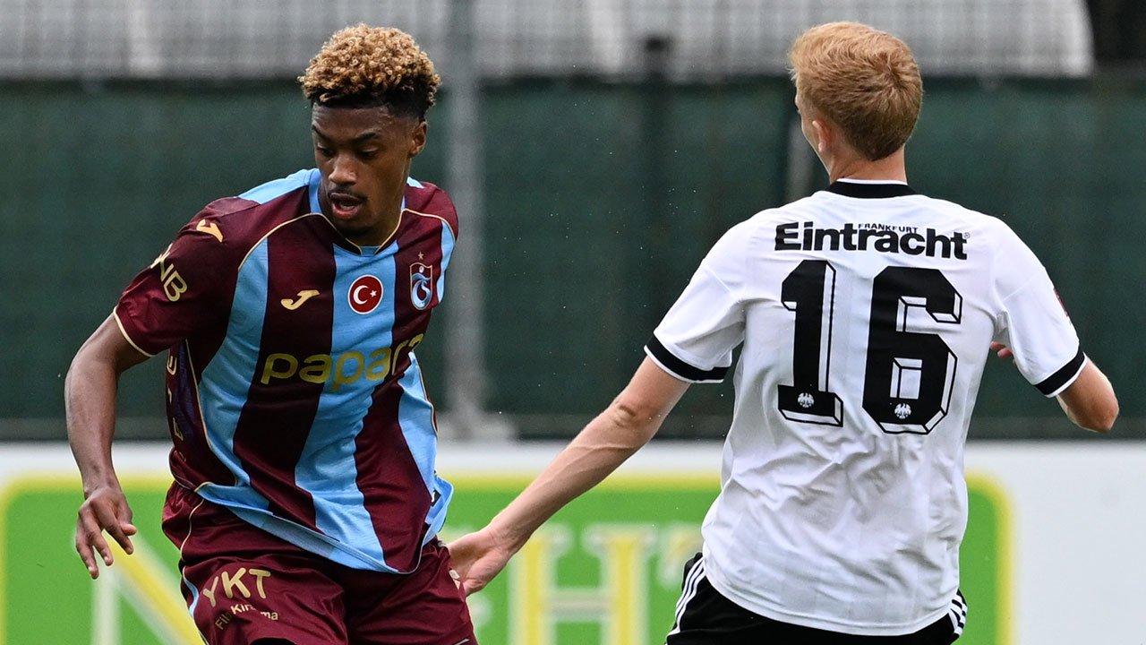 Trabzonspor, Eintract Frankfurt'a farklı kaybetti
