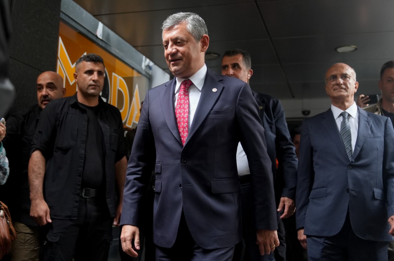 Birbirlerinin tabanına göz diktiler! CHP ve Yeni Parti arasında şimdi de üyelik kapma yarışı