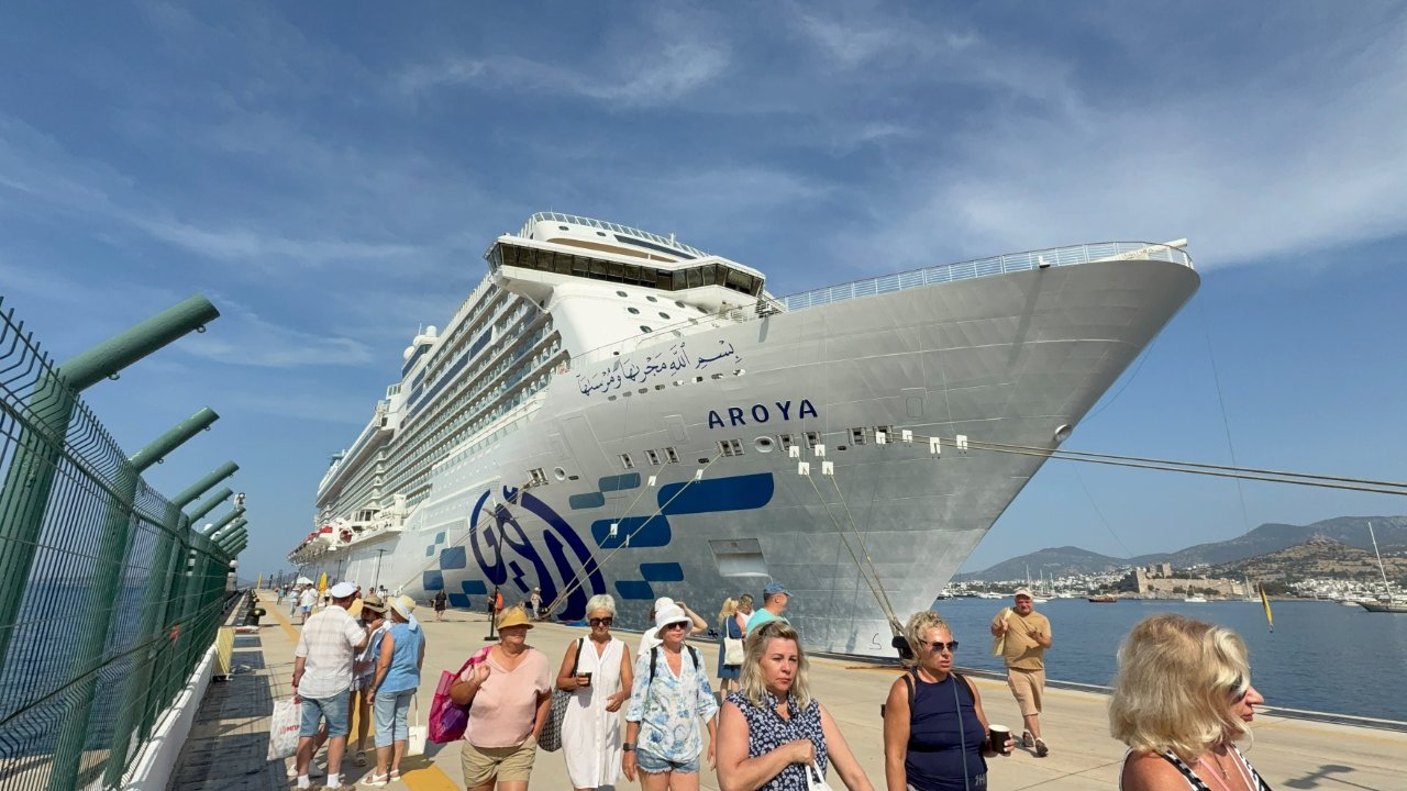 Bodrum yaz sezonuna hareketli başladı! 416 bin 691 yabancı turist Bodrumu tercih etti