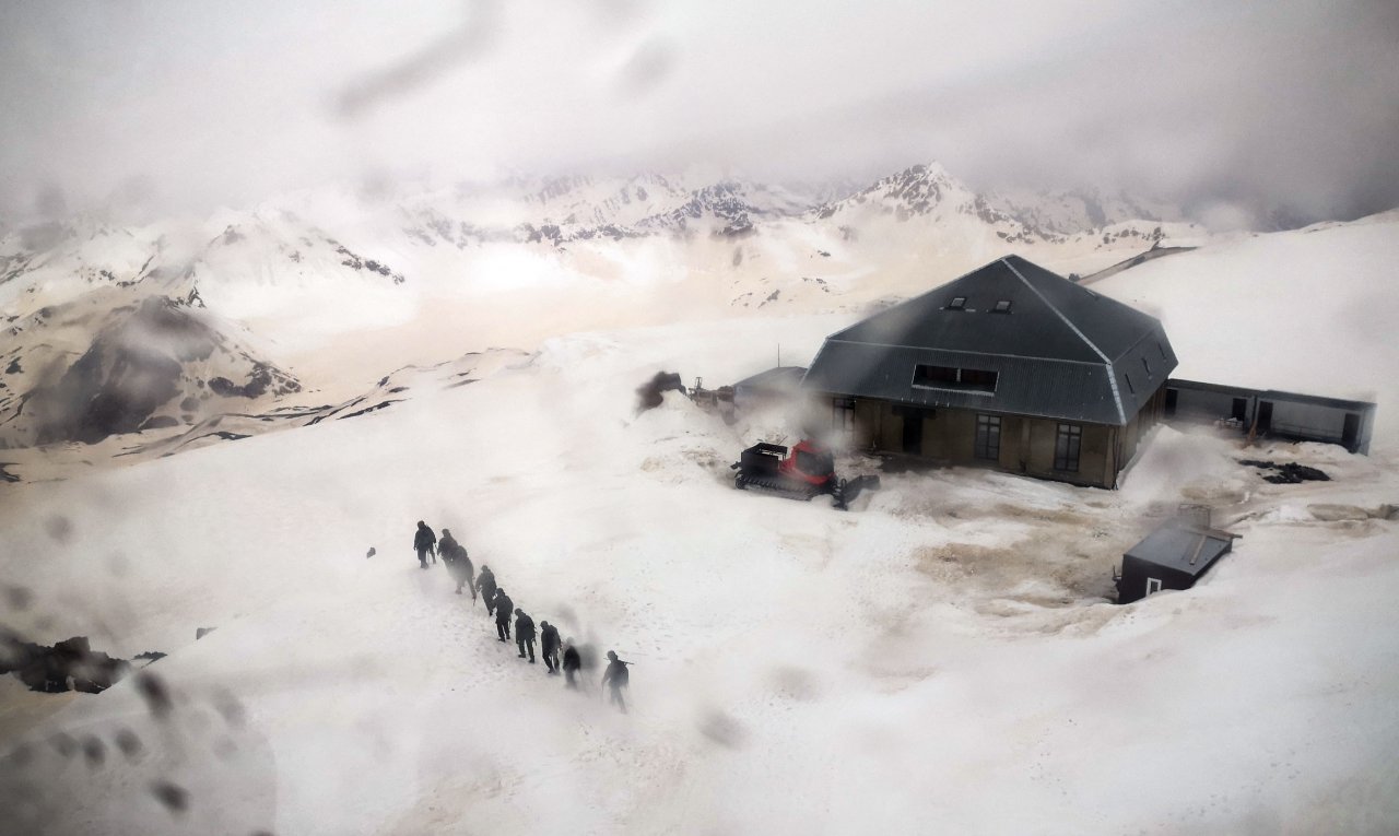 Elbruz Dağı'nda fırtına felaketi: 5 dağcıdan acı haber