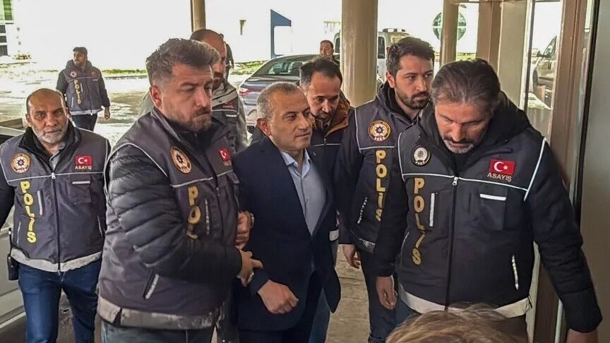 Eski Vali Tuncay Sonel farklı suçlardan da tutuklandı! Gülistan Doku soruşturması genişletildi