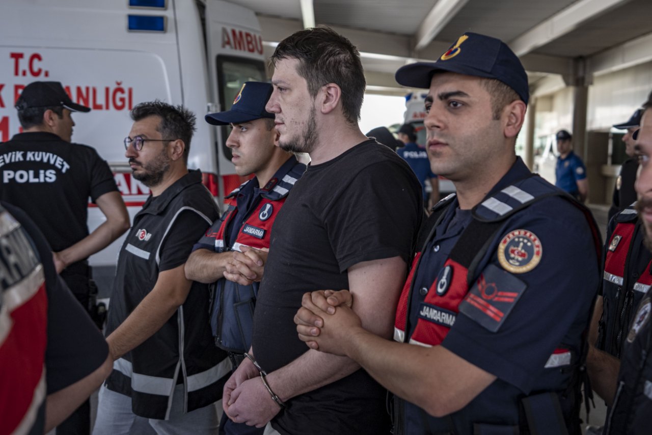 Gülistan Doku dosyasında kanunsuz ilişki ağı! Başsavcılık açıkladı: Fotoğraf, yazışma… Dijital deliller ortaya çıktı!