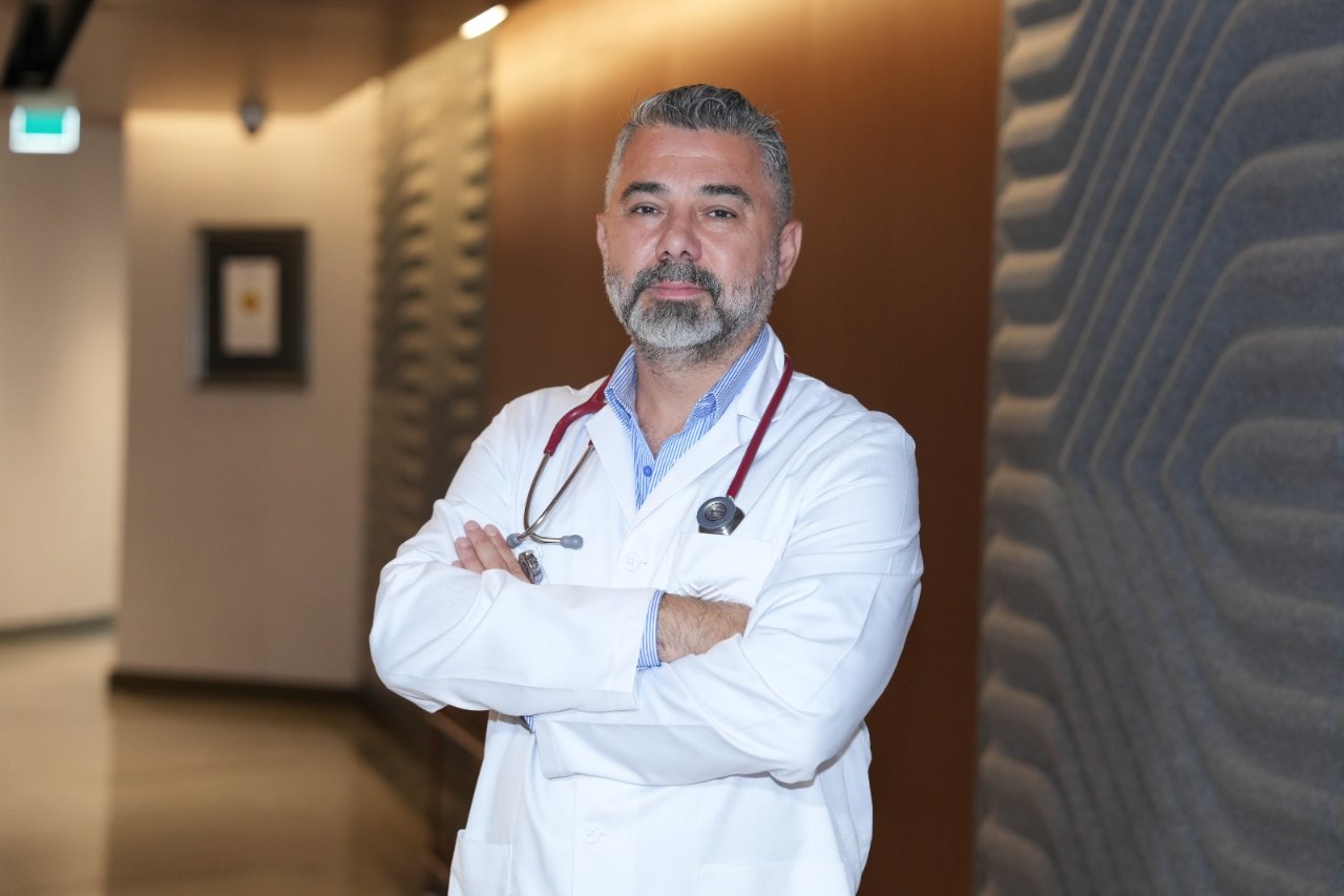 Doç. Dr. Hüsrev Diktaş