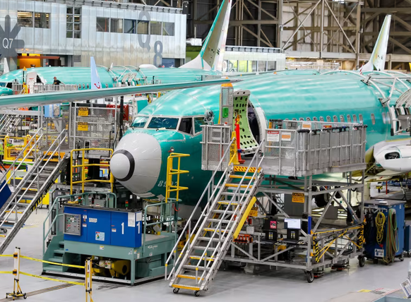 Boeing uçaklarında yeni skandal: "Koltuklar raydan çıkabilir"