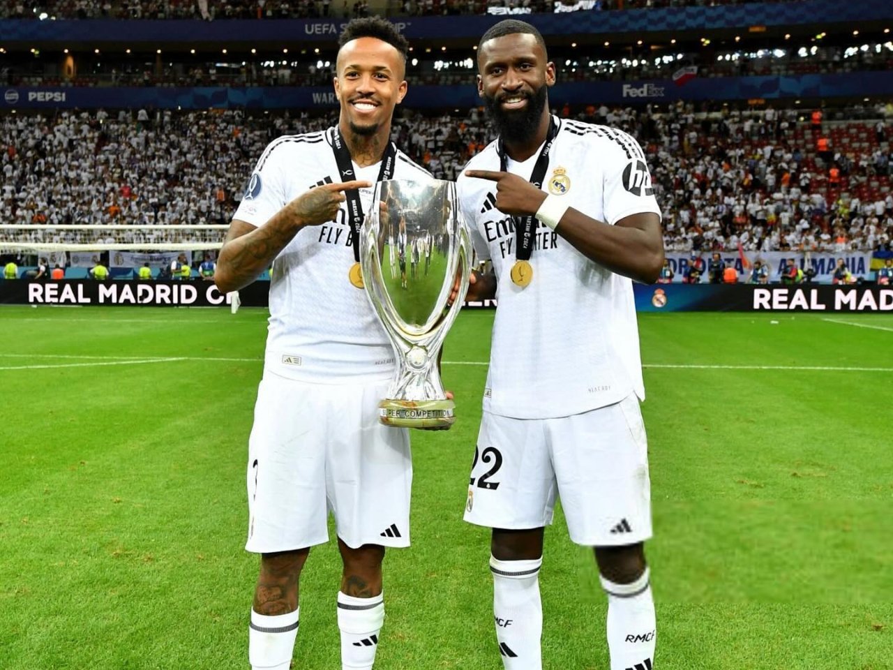 Antonio Rüdiger ve Éder Militão