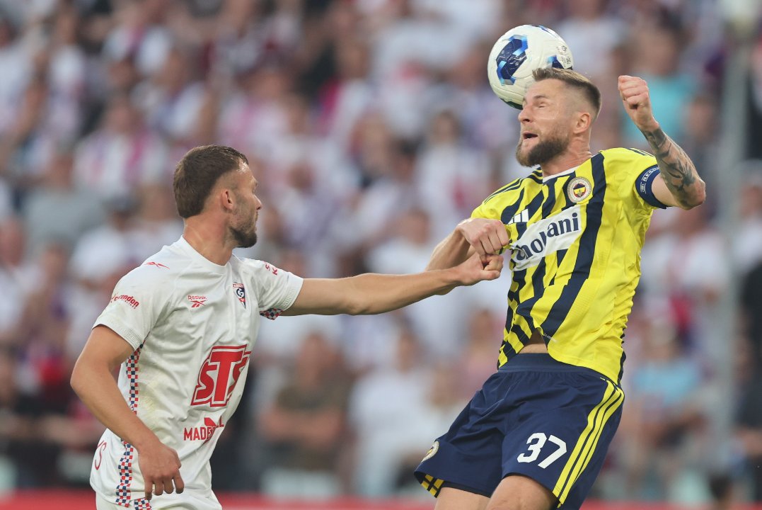 Gornik Zabrze-Fenerbahçe maçı golleri kim attı, kim kazandı? Karşılaşmada son durum